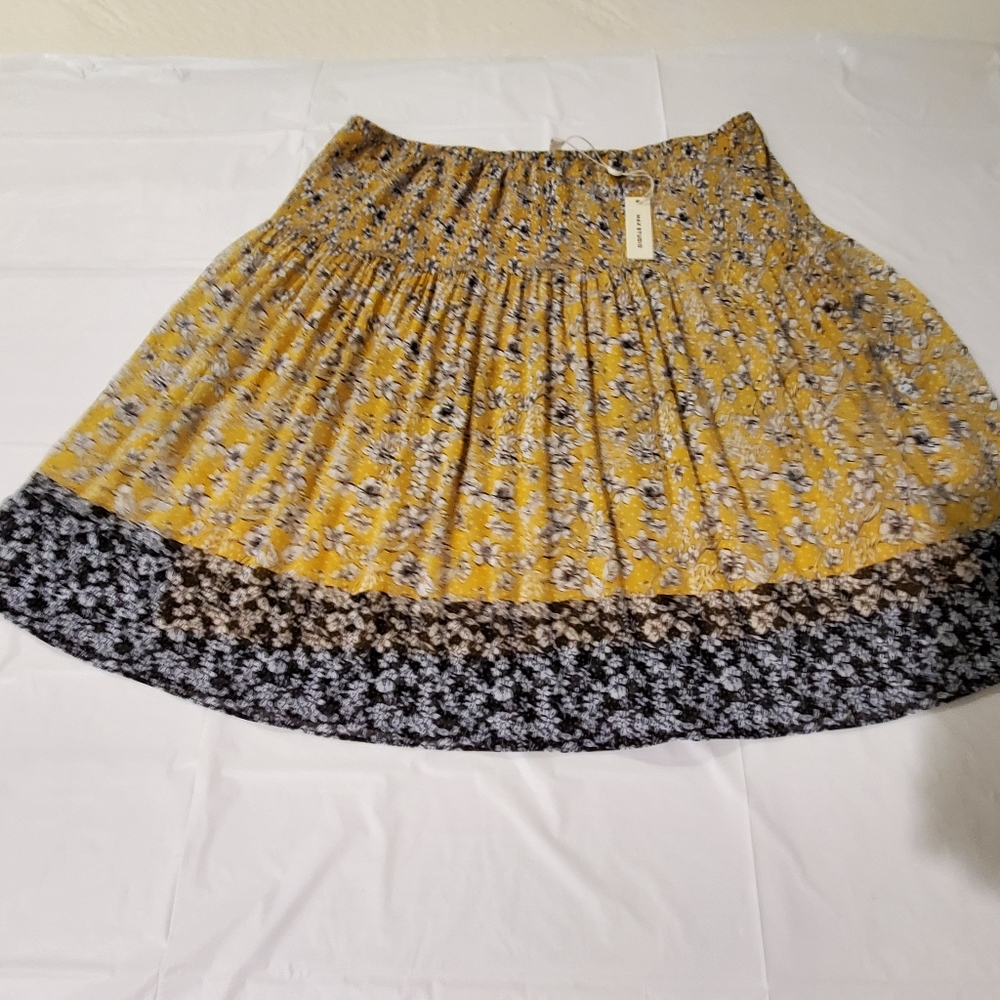 New - lightweight skirt
